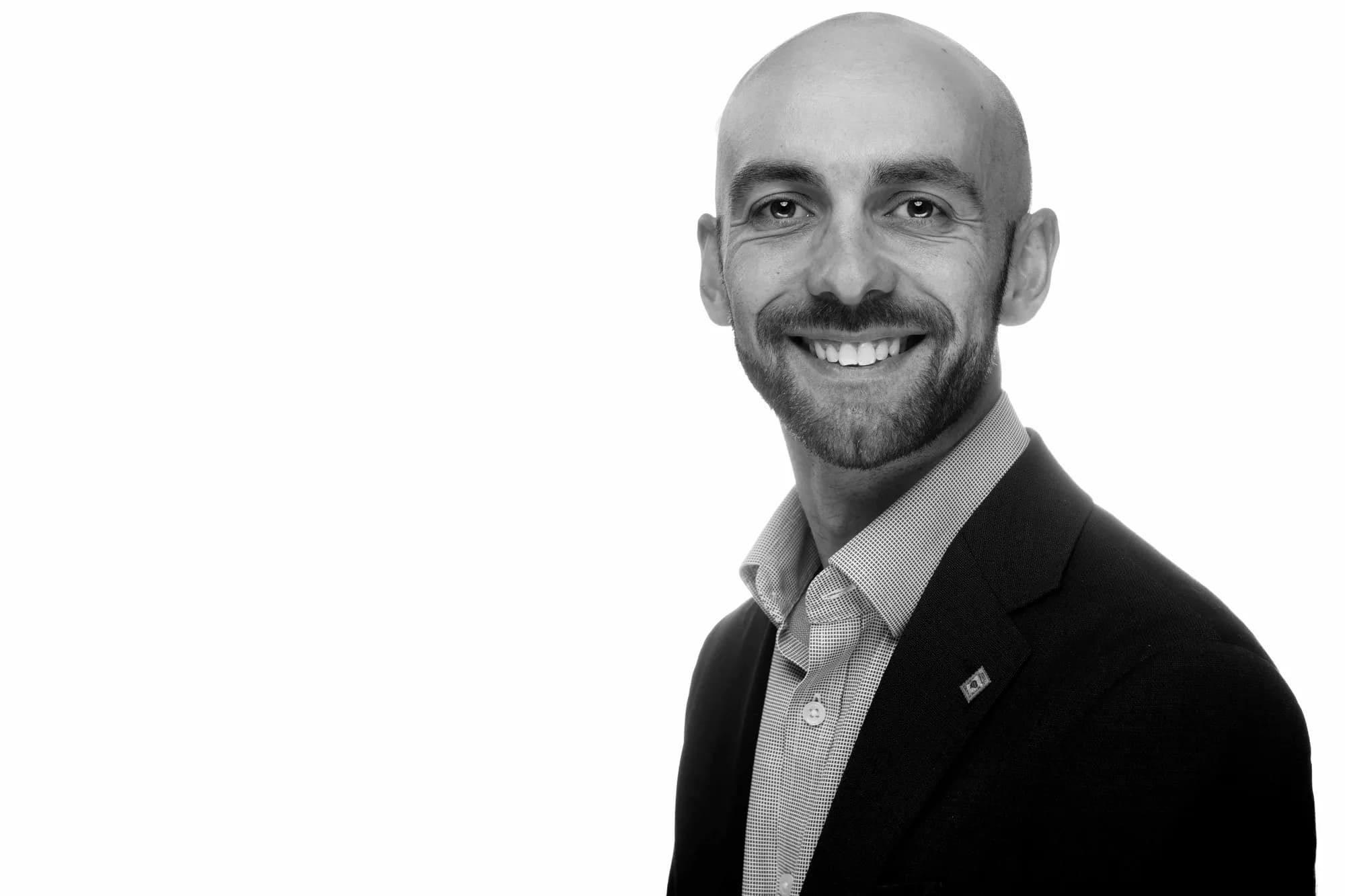 AI Headshots vs a Professional Photographer: an Honest Comparison by Nick Brand Photography